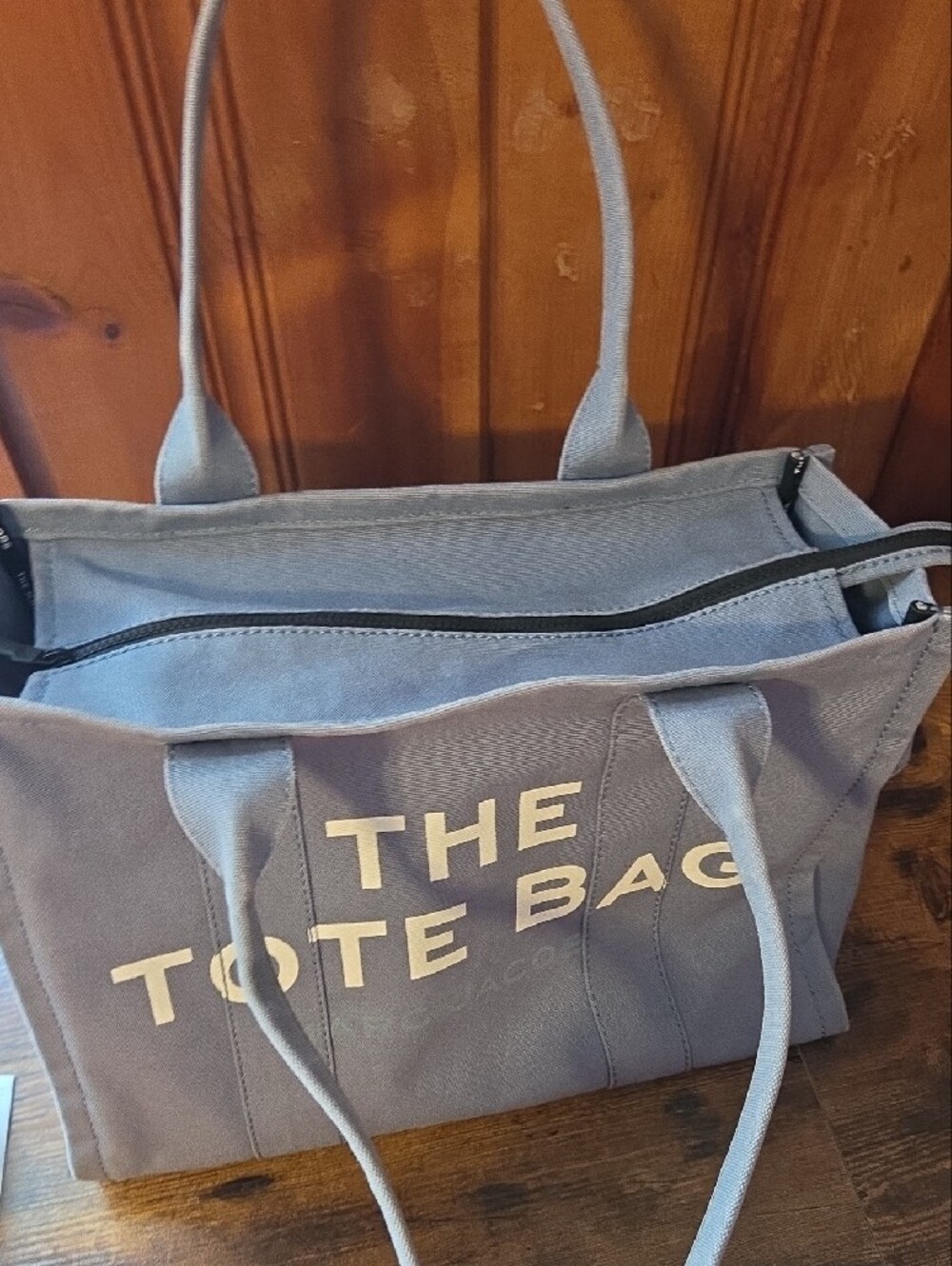 Marc Jacobs THE TOTE BAG LARGE light blue canvas. Good Condition! - Picture 8 of 9